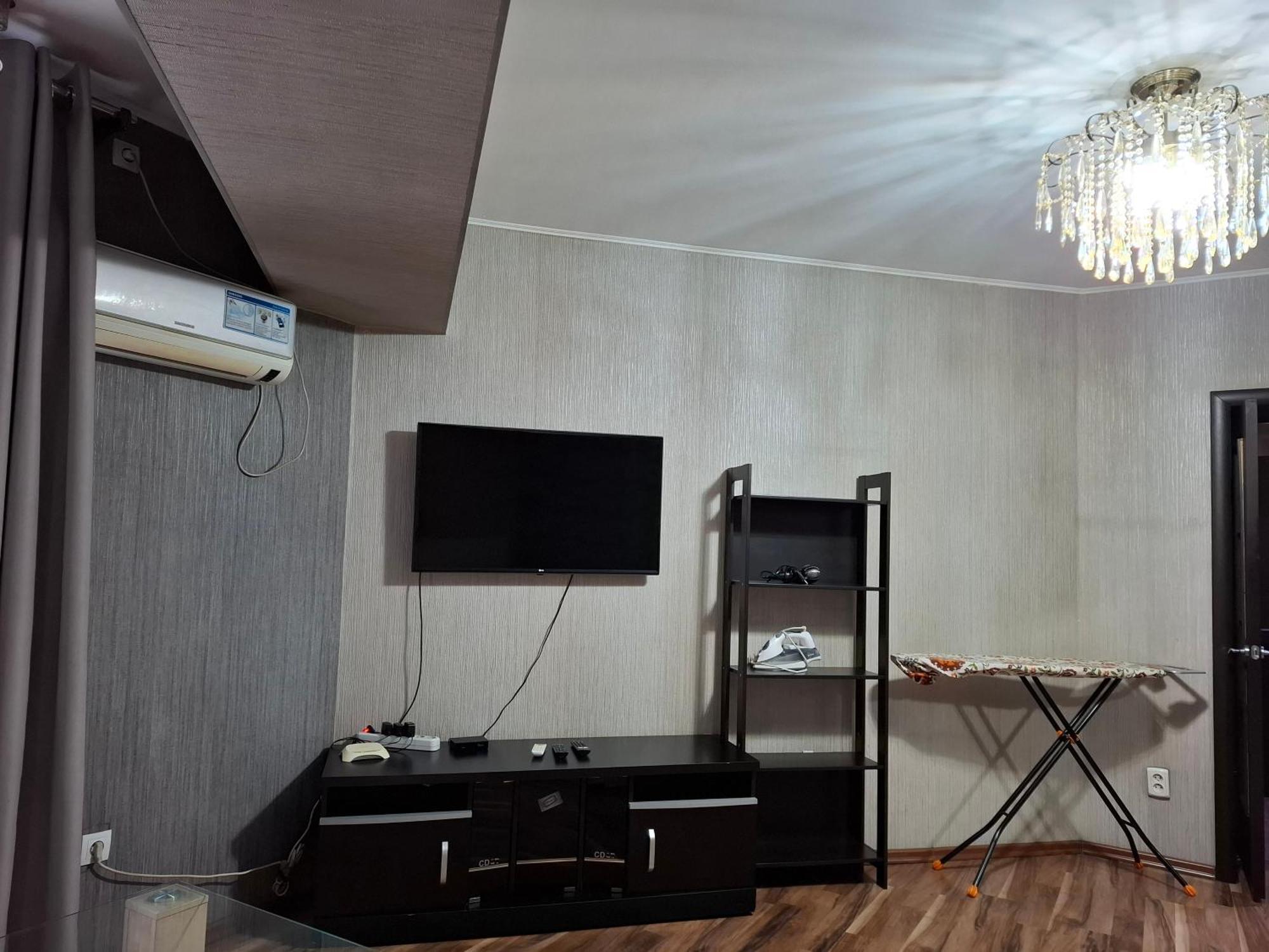 Apartment In Street Kievskaya 49 Бишкек Экстерьер фото